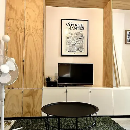 Le Madeleine, 2pers Wifi Et Tv Апартаменты *