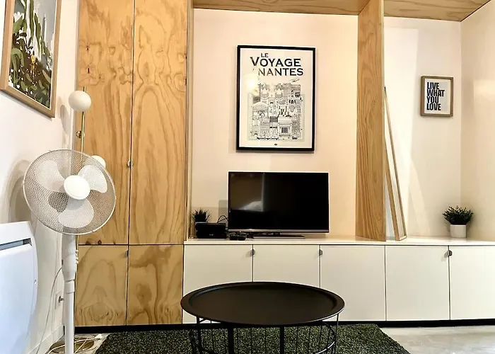 Le Madeleine, 2pers Wifi Et Tv Διαμέρισμα *